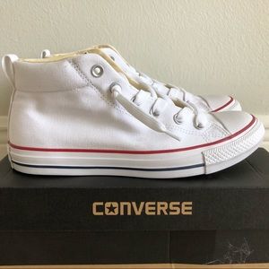 Converse Women’s Mid Rise Chuck Taylor, size 9
